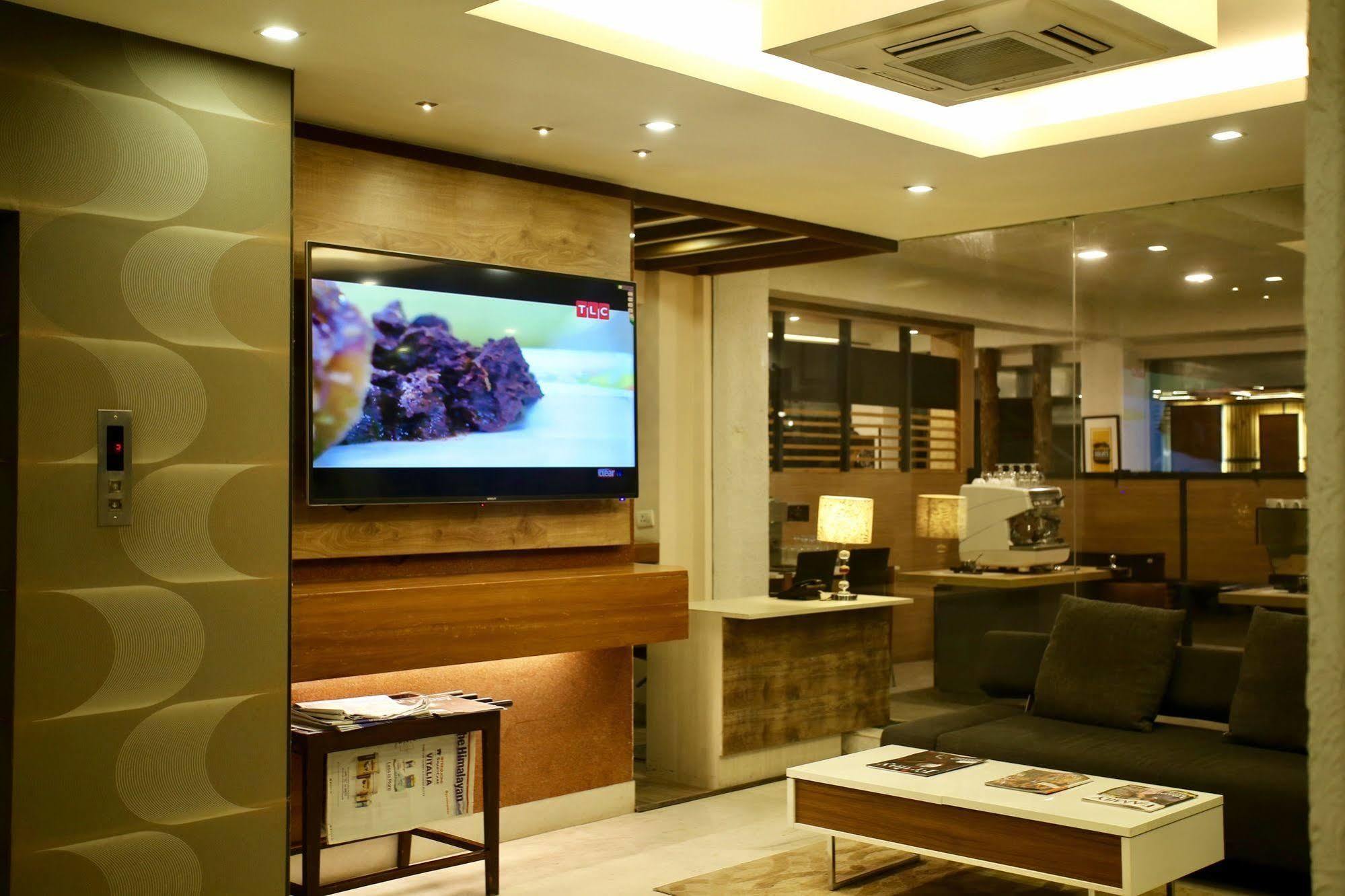 Marcopolo Business Hotel Kathmandu Ngoại thất bức ảnh